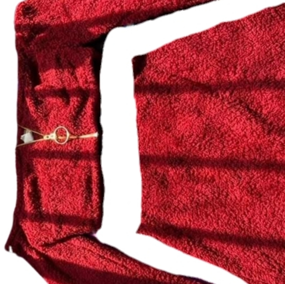 Women 2 piece outfit maroon